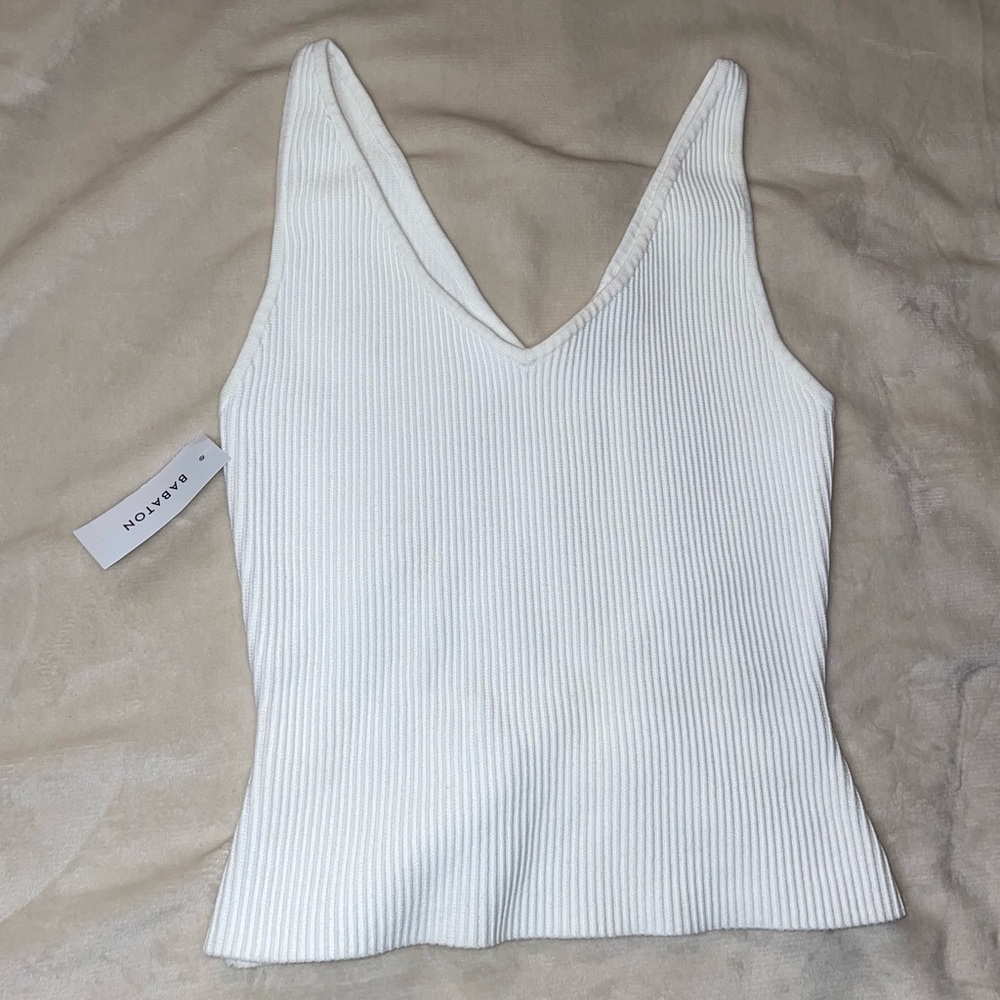 ARITZIA TANK TOP